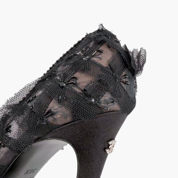 Chanel CC Bead-Embellished Pumps Black Mesh Lace Heels Size 38.5 US 7.5-8 - Picture 10 of 16